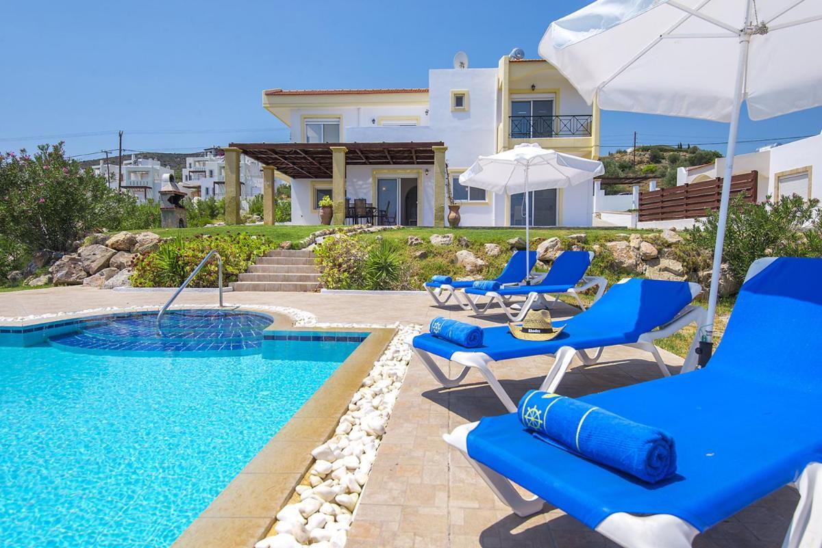Villa Alexi كالاثوس الغرفة الصورة